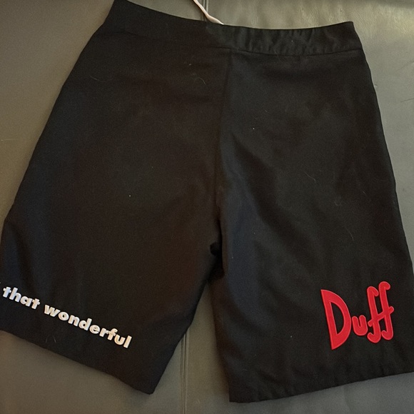 Duff Beer Simpson Shorts - Picture 2 of 3